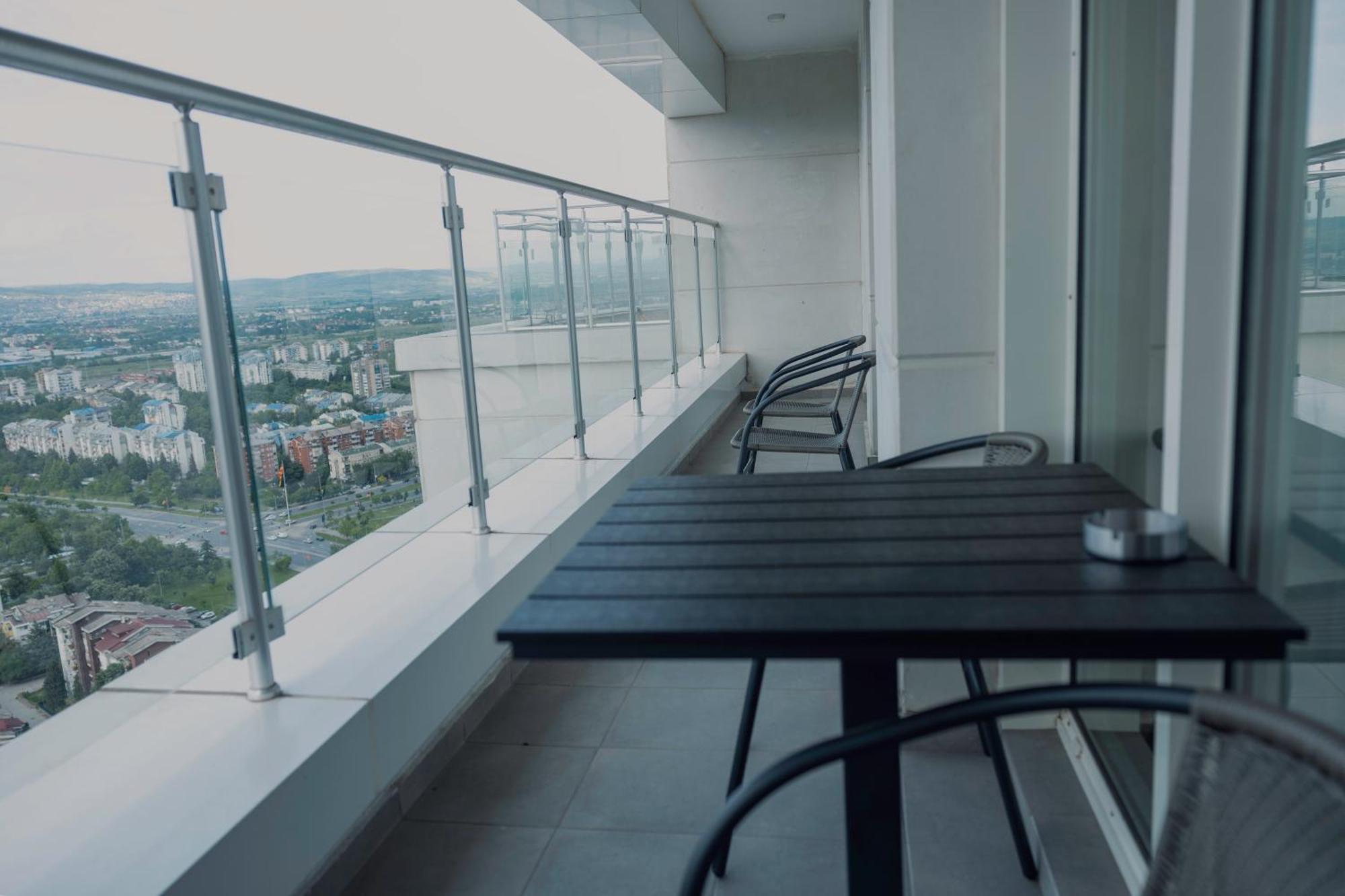 33Rd Floor Twin Apartments In Cevahir Sky City Complex With Pool, Spa, Fitness And Parking Included In Price Scopia Exterior foto